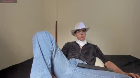 Snapshot of alexx_oconor chatting on October 31, 5:47 pm Alex Oconnor online show from October 31, 5:47 pm