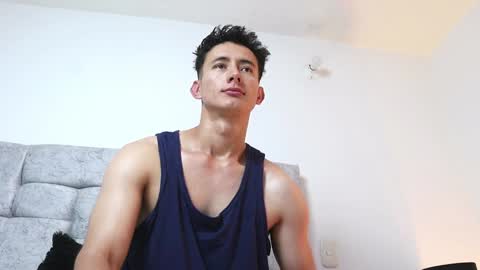 Snapshot of alexxx__01 chatting on January 24, 12:31 am Alex online show from January 24, 12:31 am