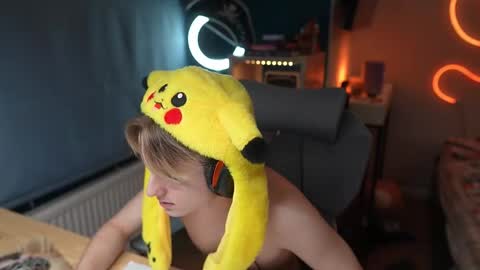 Snapshot of alexycutie chatting on January 11, 3:17 pm Alexycutie online show from January 11, 3:17 pm