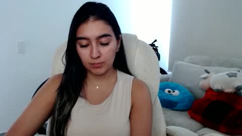 Snapshot of alexyferrer1 chatting on June 1, 8:21 pm alexyferrer1 online show from June 1, 8:21 pm