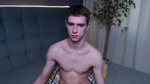 Snapshot of alfie_evanss chatting on May 13, 7:06 am Alfie online show from May 13, 7:06 am