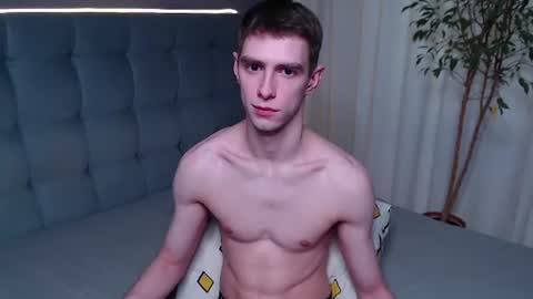 Snapshot of alfie_evanss chatting on June 24, 11:42 am Alfie online show from June 24, 11:42 am