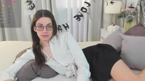 Alfreda online show from October 29, 11:45 am