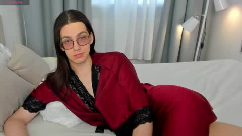 Alfreda online show from May 3, 10:54 am