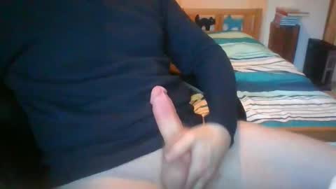 Snapshot of alfredosred123 chatting on May 4, 5:31 pm Alfredo Ginger huge cock online show from May 4, 5:31 pm