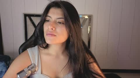 Snapshot of alfresii_rivera chatting on May 9, 11:43 pm Carolina Join The Fan Club online show from May 9, 11:43 pm