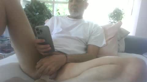 Snapshot of ali_monaco chatting on June 1, 10:28 am Ali Monaco online show from June 1, 10:28 am