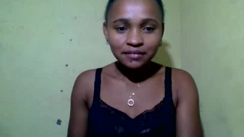 alia411613 online show from May 22, 2:44 pm