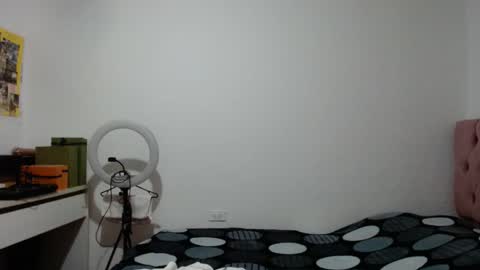 Alia      Anjali  online show from November 18, 12:42 pm