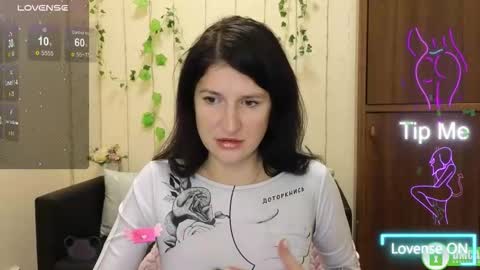 Alianna online show from November 3, 12:28 pm