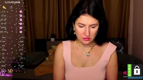 Snapshot of alianna_solo_kiss chatting on June 3, 5:21 am Alianna online show from June 3, 5:21 am