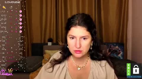 Snapshot of alianna_solo_kiss chatting on June 9, 5:19 am Alianna online show from June 9, 5:19 am