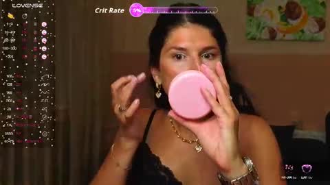 Snapshot of alianna_solo_kiss chatting on July 1, 5:20 am Alianna online show from July 1, 5:20 am