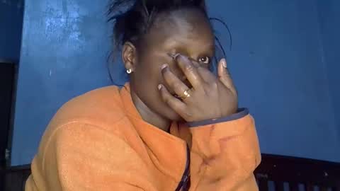 Snapshot of alic_crazy chatting on November 4, 1:59 am alic_crazy online show from November 4, 1:59 am