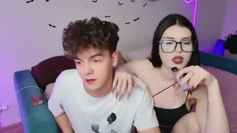 alice and james online show from November 6, 11:22 am