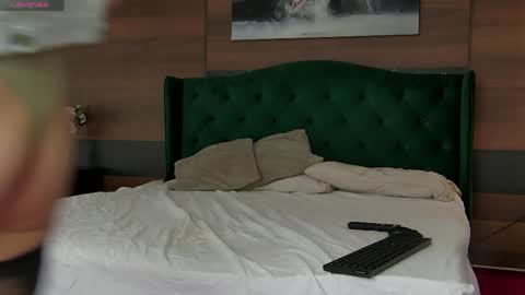 Snapshot of alice684968 chatting on May 18, 5:46 am Alice online show from May 18, 5:46 am