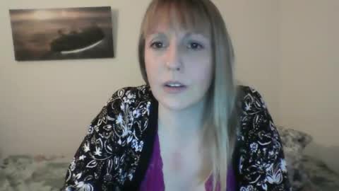 Snapshot of alice8363 chatting on January 10, 4:20 pm Alice online show from January 10, 4:20 pm