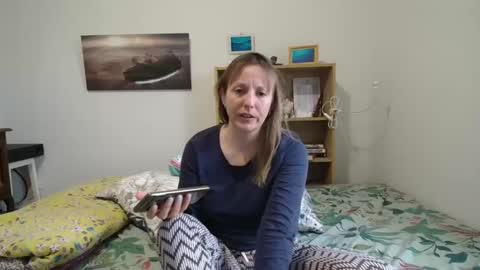 Snapshot of alice8363 chatting on March 1, 9:18 am Alice online show from March 1, 9:18 am