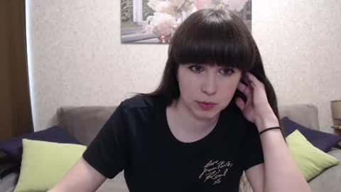Snapshot of alice_59 chatting on May 14, 11:06 am alice_59 online show from May 14, 11:06 am