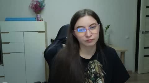 Alice online show from January 31, 7:56 pm