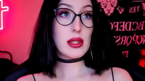 Miss Alice online show from May 3, 11:44 pm