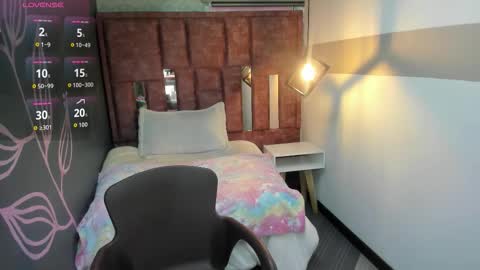 Alice online show from December 18, 11:27 am