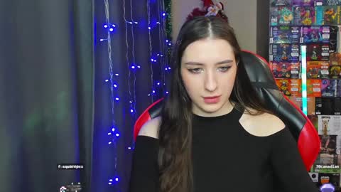 Snapshot of alice_bailey chatting on January 11, 6:23 pm Alice online show from January 11, 6:23 pm