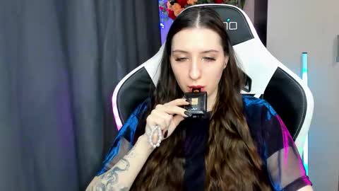 Alice online show from February 22, 12:04 pm