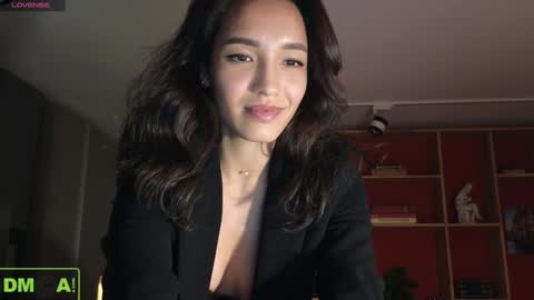 Snapshot of alice_bane chatting on December 20, 5:29 pm A R Y A  T I A online show from December 20, 5:29 pm