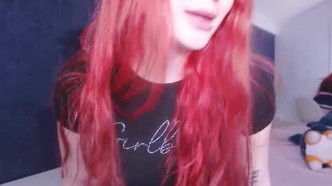 Snapshot of alice_clark13 chatting on January 5, 10:57 pm Alis online show from January 5, 10:57 pm