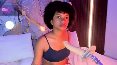 Mey online show from October 9, 8:40 pm