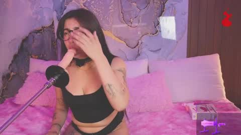 Snapshot of alice_cute77 chatting on May 30, 2:25 pm Mey online show from May 30, 2:25 pm