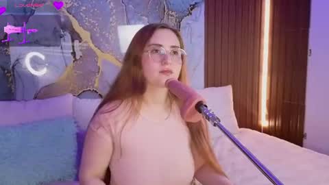 Snapshot of alice_cute77 chatting on July 12, 3:52 am Mey online show from July 12, 3:52 am