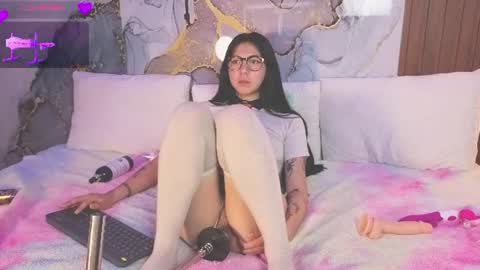 Snapshot of alice_cute77 chatting on July 17, 3:50 pm Mey online show from July 17, 3:50 pm