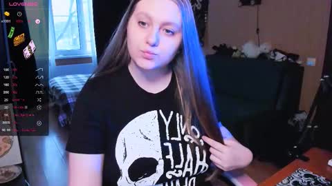 Alice 3 online show from November 25, 12:05 pm