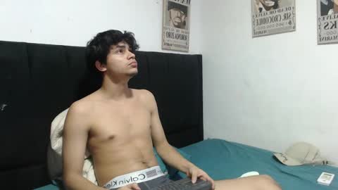 Snapshot of alice_julls chatting on April 2, 7:11 pm alice online show from April 2, 7:11 pm