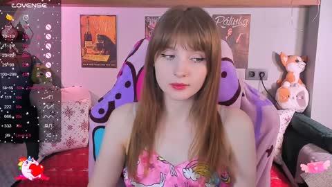 Snapshot of alice_langley chatting on December 8, 11:14 am Alice 3 online show from December 8, 11:14 am