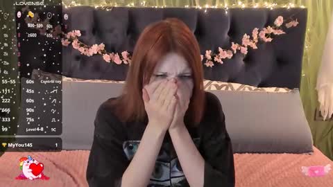 Snapshot of alice_langley chatting on October 11, 11:31 am Alice 3 online show from October 11, 11:31 am