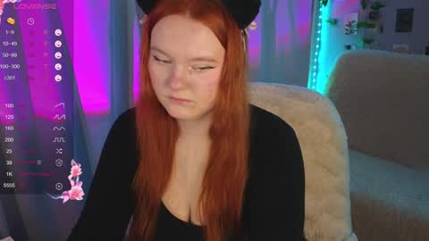 Snapshot of alice_linter chatting on December 19, 7:18 am Alice online show from December 19, 7:18 am