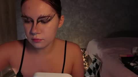 Alice online show from August 6, 2:02 am