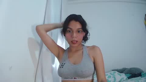 alice_paola online show from September 23, 9:29 pm