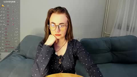 Alice online show from March 5, 1:40 pm