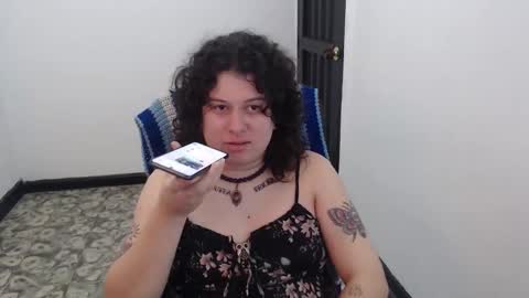 Snapshot of alice_psilocybe_sabina420 chatting on January 15, 12:43 pm Alicia Aldara online show from January 15, 12:43 pm