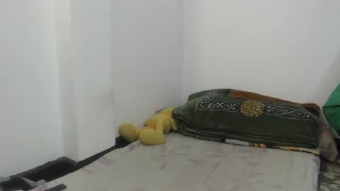 Snapshot of alice_psilocybe_sabina420 chatting on February 25, 1:54 pm Alicia Aldara online show from February 25, 1:54 pm