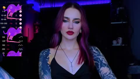 Snapshot of alice_specter chatting on October 26, 6:47 pm Alice online show from October 26, 6:47 pm