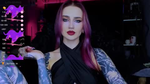 Snapshot of alice_specter chatting on October 28, 6:43 pm Alice online show from October 28, 6:43 pm