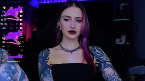 Snapshot of alice_specter chatting on November 5, 6:41 pm Alice online show from November 5, 6:41 pm