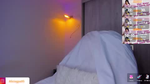 alice_sweet11 online show from September 24, 10:02 pm
