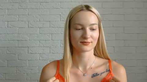 Snapshot of alice_sweet_01 chatting on July 10, 11:57 am Alice online show from July 10, 11:57 am