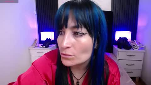 Snapshot of alice_sweetmomma chatting on January 20, 10:04 pm Alice online show from January 20, 10:04 pm